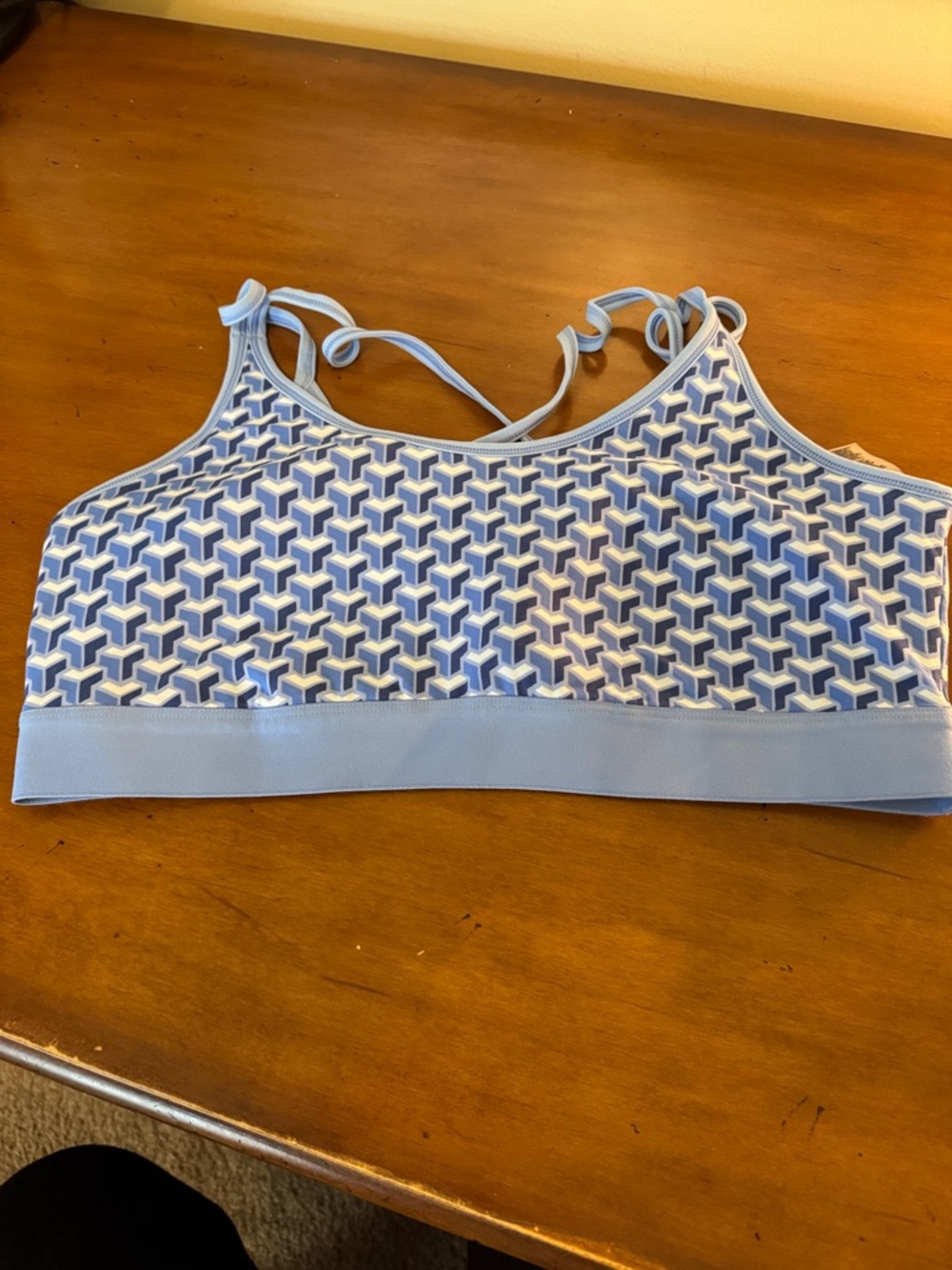 Tory Burch Tory Sport XL EUC Blue and White Performance Sports Bra